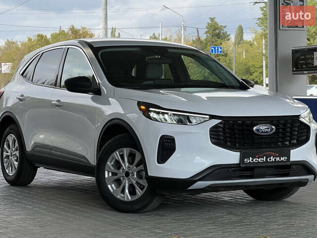 Белый Форд Эскейп, объемом двигателя 1.5 л и пробегом 9 тыс. км за 22999 $, фото 2 на Automoto.ua