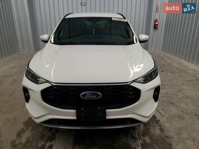 Белый Форд Эскейп, объемом двигателя 2.5 л и пробегом 27 тыс. км за 9300 $, фото 4 на Automoto.ua