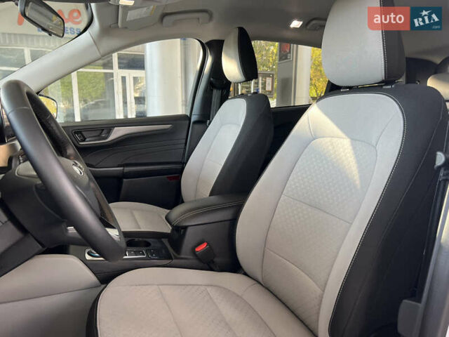 Белый Форд Эскейп, объемом двигателя 1.5 л и пробегом 9 тыс. км за 22999 $, фото 8 на Automoto.ua