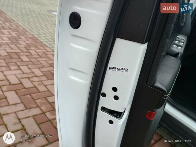 Белый Форд Эскейп, объемом двигателя 1.5 л и пробегом 78 тыс. км за 19300 $, фото 41 на Automoto.ua