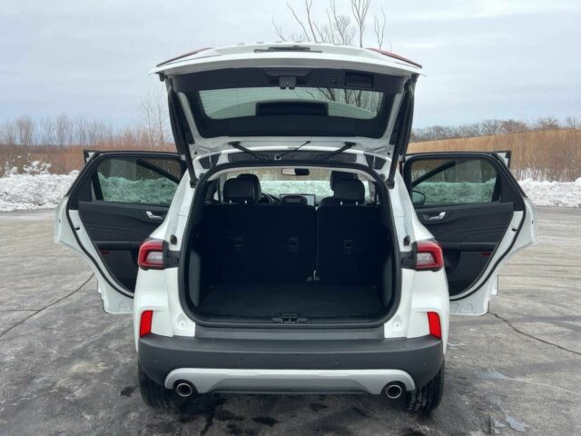 Білий Форд Ескейп, об'ємом двигуна 2 л та пробігом 27 тис. км за 9200 $, фото 5 на Automoto.ua