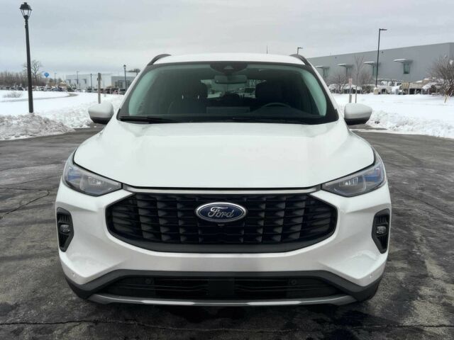 Білий Форд Ескейп, об'ємом двигуна 2 л та пробігом 27 тис. км за 9200 $, фото 1 на Automoto.ua