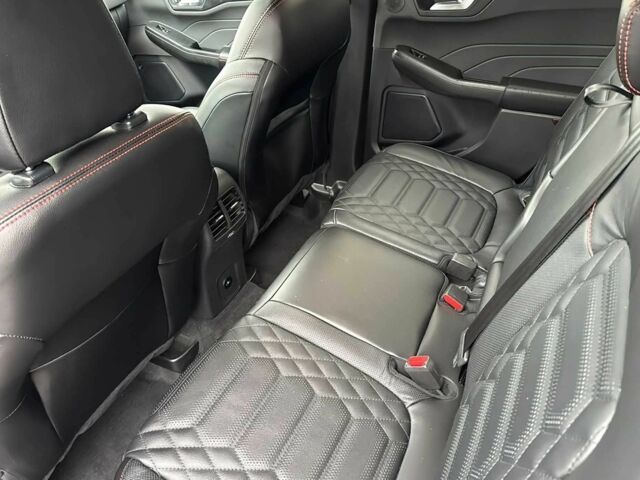 Белый Форд Эскейп, объемом двигателя 2 л и пробегом 14 тыс. км за 6000 $, фото 12 на Automoto.ua