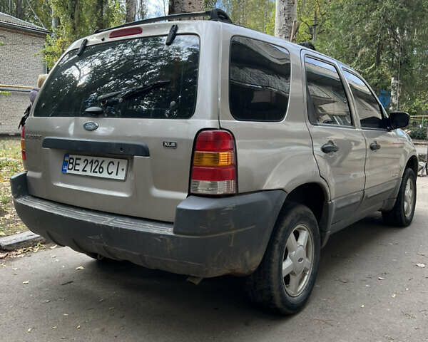 Бежевий Форд Ескейп, об'ємом двигуна 1.99 л та пробігом 164 тис. км за 3800 $, фото 2 на Automoto.ua