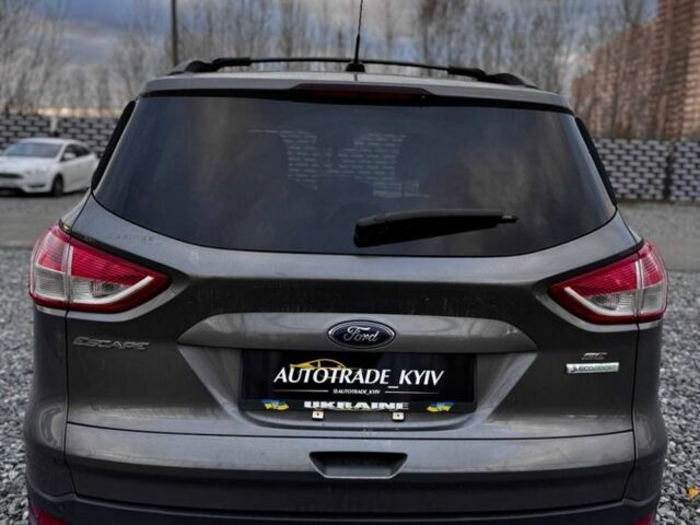 Бежевый Форд Эскейп, объемом двигателя 1.6 л и пробегом 233 тыс. км за 6000 $, фото 3 на Automoto.ua