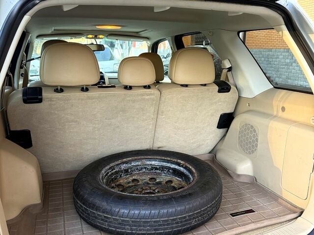 Бежевий Форд Ескейп, об'ємом двигуна 3 л та пробігом 169 тис. км за 10500 $, фото 2 на Automoto.ua