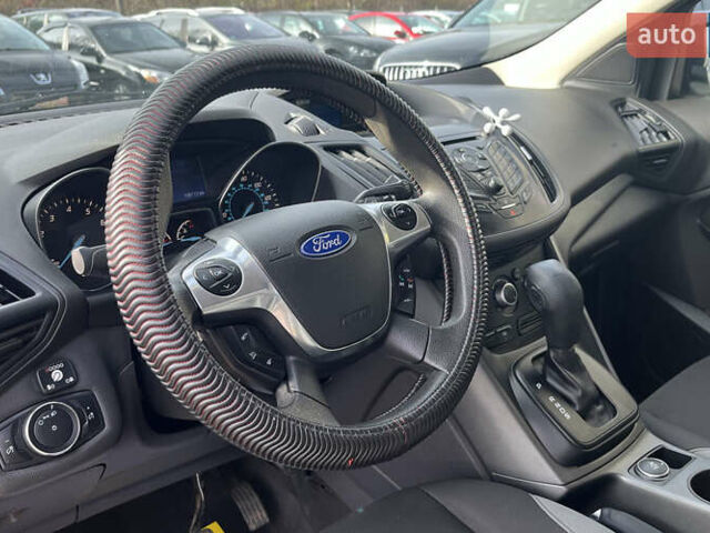 Бежевий Форд Ескейп, об'ємом двигуна 2.49 л та пробігом 199 тис. км за 11990 $, фото 10 на Automoto.ua