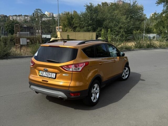 Форд Эскейп 2015 в Днепре (Днепропетровске) на Automoto.ua Бежевый Форд Эскейп, объемом двигателя 2 л и пробегом 177 тыс. км за 10000 $, фото 3 на Automoto.ua