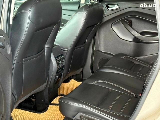 Бежевый Форд Эскейп, объемом двигателя 2 л и пробегом 195 тыс. км за 13490 $, фото 17 на Automoto.ua