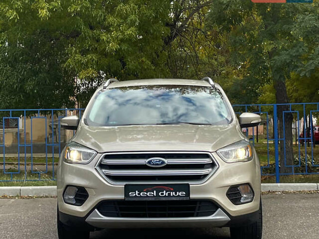 Бежевый Форд Эскейп, объемом двигателя 1.5 л и пробегом 145 тыс. км за 13799 $, фото 3 на Automoto.ua