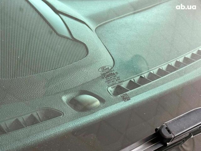 Бежевый Форд Эскейп, объемом двигателя 2 л и пробегом 195 тыс. км за 13490 $, фото 23 на Automoto.ua