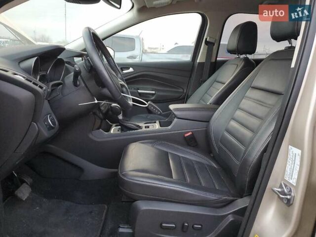 Бежевый Форд Эскейп, объемом двигателя 1.5 л и пробегом 40 тыс. км за 1400 $, фото 6 на Automoto.ua