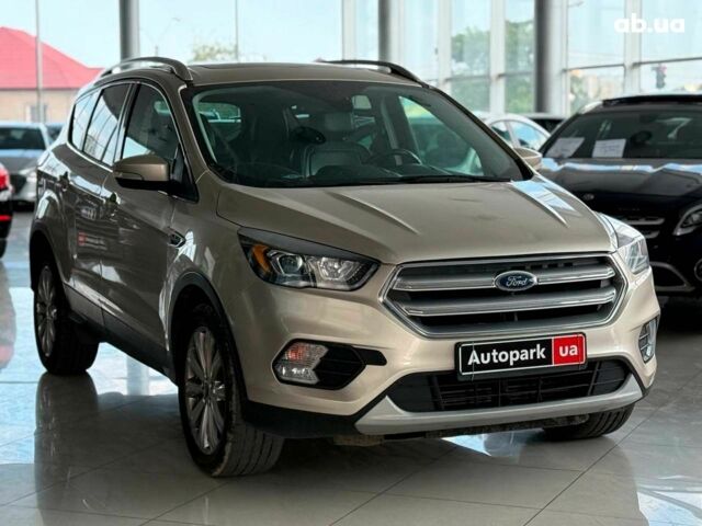 Бежевый Форд Эскейп, объемом двигателя 2 л и пробегом 195 тыс. км за 13490 $, фото 2 на Automoto.ua