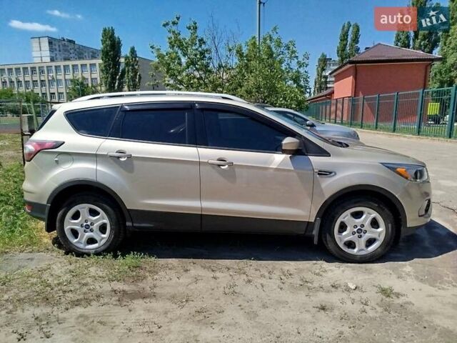 Бежевий Форд Ескейп, об'ємом двигуна 2.5 л та пробігом 112 тис. км за 13200 $, фото 5 на Automoto.ua