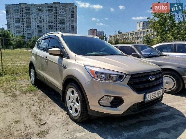 Бежевий Форд Ескейп, об'ємом двигуна 2.5 л та пробігом 112 тис. км за 13200 $, фото 1 на Automoto.ua