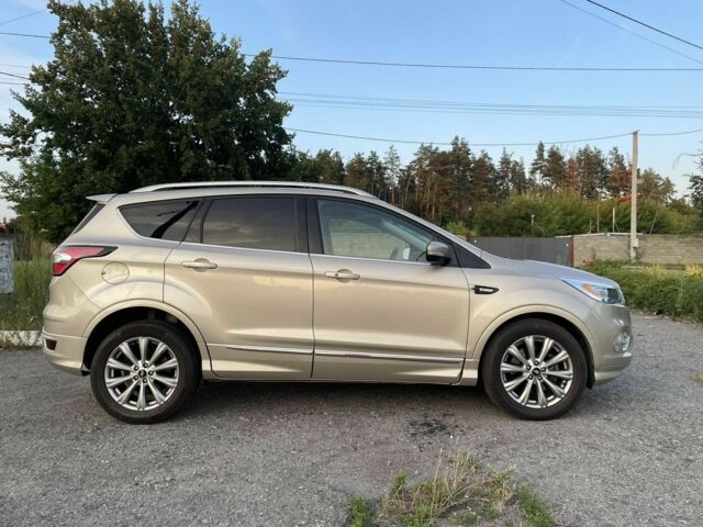 Бежевий Форд Ескейп, об'ємом двигуна 2 л та пробігом 157 тис. км за 15000 $, фото 3 на Automoto.ua