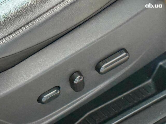 Бежевый Форд Эскейп, объемом двигателя 2 л и пробегом 195 тыс. км за 13490 $, фото 21 на Automoto.ua