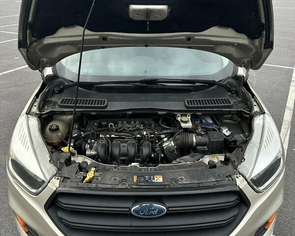 Бежевый Форд Эскейп, объемом двигателя 2.49 л и пробегом 110 тыс. км за 13300 $, фото 14 на Automoto.ua