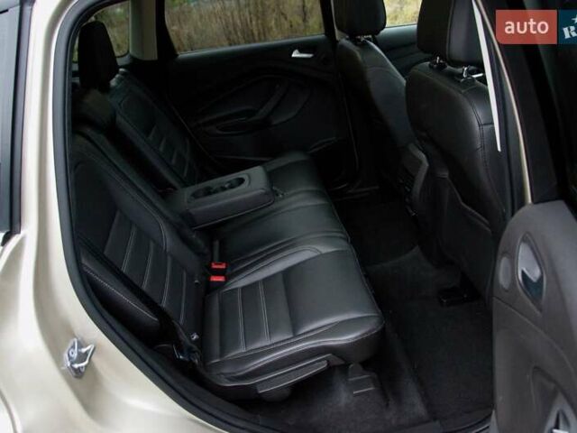 Бежевый Форд Эскейп, объемом двигателя 2 л и пробегом 141 тыс. км за 14900 $, фото 29 на Automoto.ua