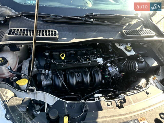 Бежевый Форд Эскейп, объемом двигателя 2.5 л и пробегом 190 тыс. км за 10199 $, фото 15 на Automoto.ua