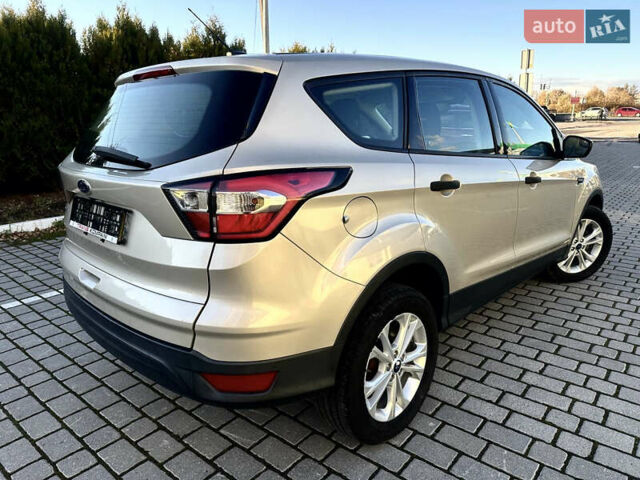 Бежевый Форд Эскейп, объемом двигателя 2.5 л и пробегом 190 тыс. км за 10199 $, фото 8 на Automoto.ua