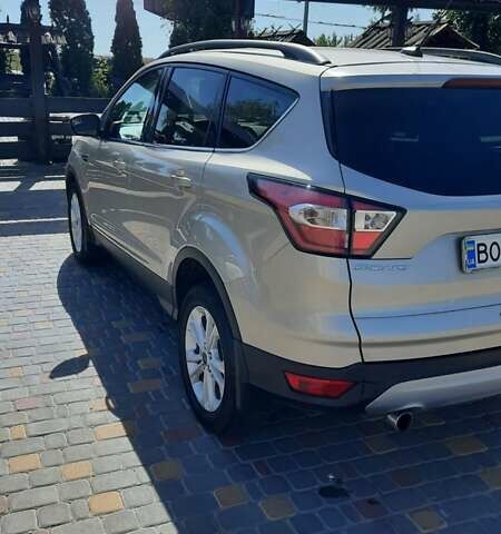 Бежевий Форд Ескейп, об'ємом двигуна 1.5 л та пробігом 85 тис. км за 13500 $, фото 2 на Automoto.ua