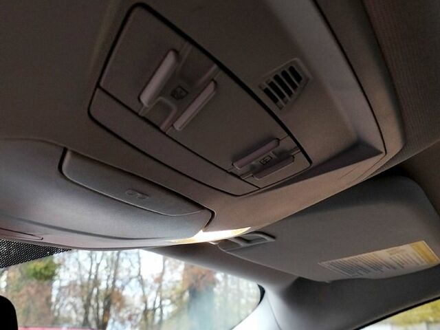 Бежевый Форд Эскейп, объемом двигателя 2 л и пробегом 130 тыс. км за 15500 $, фото 4 на Automoto.ua