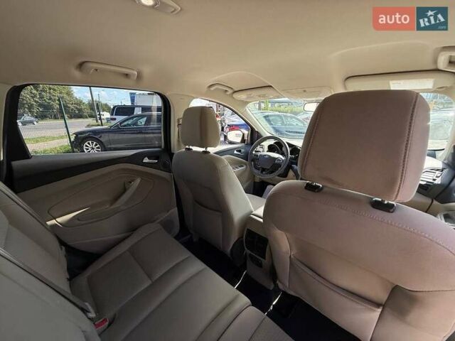 Бежевий Форд Ескейп, об'ємом двигуна 1.5 л та пробігом 158 тис. км за 10800 $, фото 14 на Automoto.ua