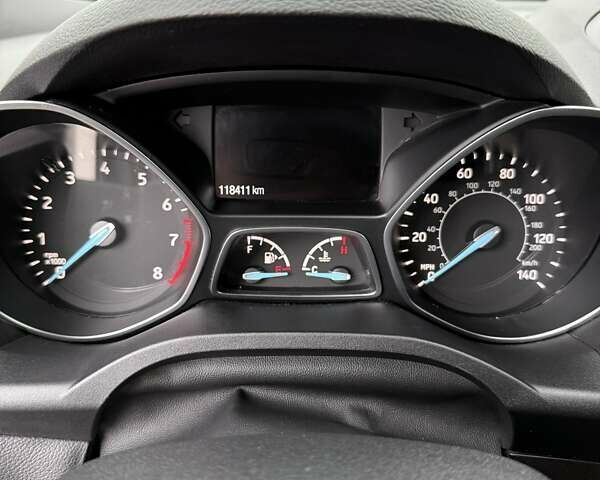 Бежевый Форд Эскейп, объемом двигателя 2 л и пробегом 118 тыс. км за 14000 $, фото 9 на Automoto.ua