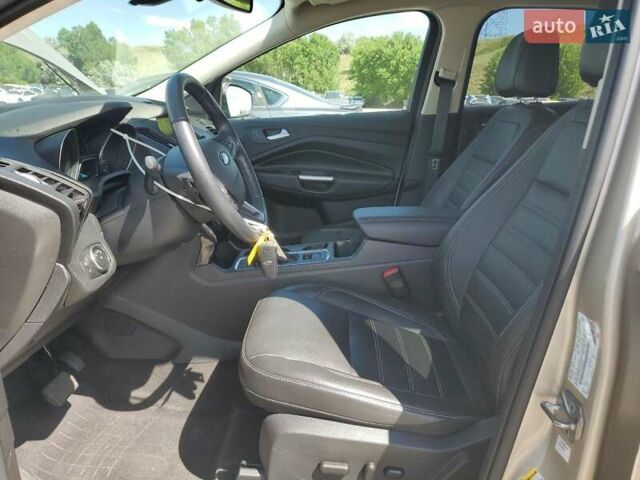 Бежевый Форд Эскейп, объемом двигателя 1.5 л и пробегом 90 тыс. км за 2500 $, фото 6 на Automoto.ua