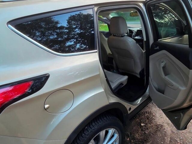 Бежевий Форд Ескейп, об'ємом двигуна 0 л та пробігом 72 тис. км за 9300 $, фото 10 на Automoto.ua