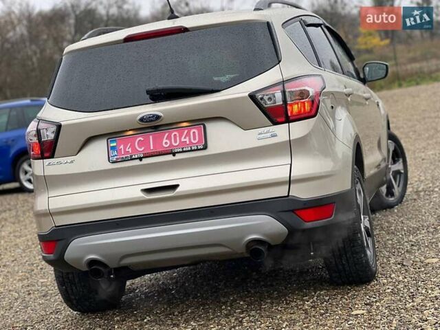 Бежевый Форд Эскейп, объемом двигателя 1.5 л и пробегом 107 тыс. км за 13500 $, фото 5 на Automoto.ua