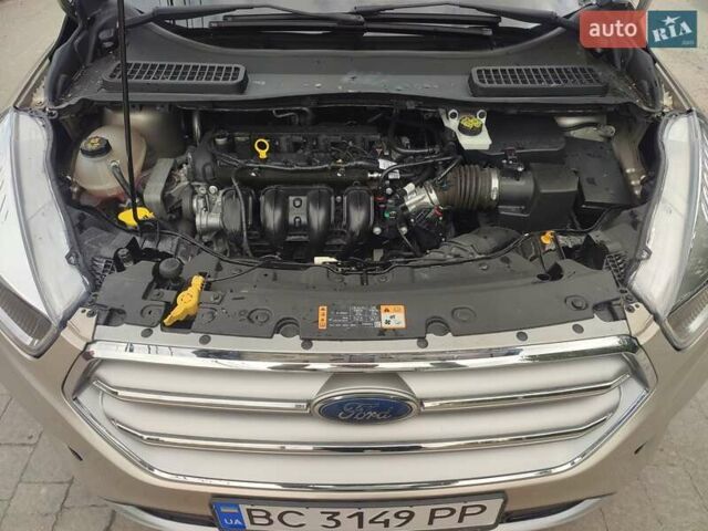 Бежевий Форд Ескейп, об'ємом двигуна 2.5 л та пробігом 89 тис. км за 12700 $, фото 25 на Automoto.ua