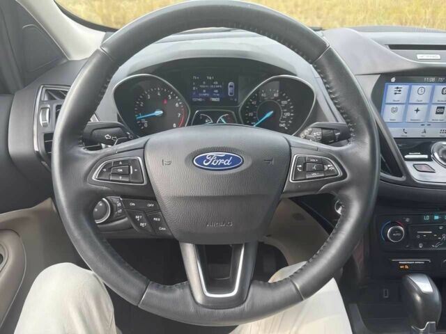 Бежевый Форд Эскейп, объемом двигателя 1.5 л и пробегом 70 тыс. км за 5900 $, фото 9 на Automoto.ua