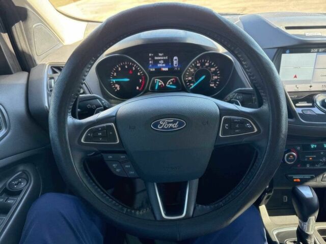 Бежевый Форд Эскейп, объемом двигателя 2 л и пробегом 62 тыс. км за 6700 $, фото 8 на Automoto.ua