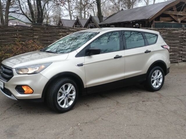 Бежевый Форд Эскейп, объемом двигателя 2.5 л и пробегом 43 тыс. км за 13900 $, фото 3 на Automoto.ua