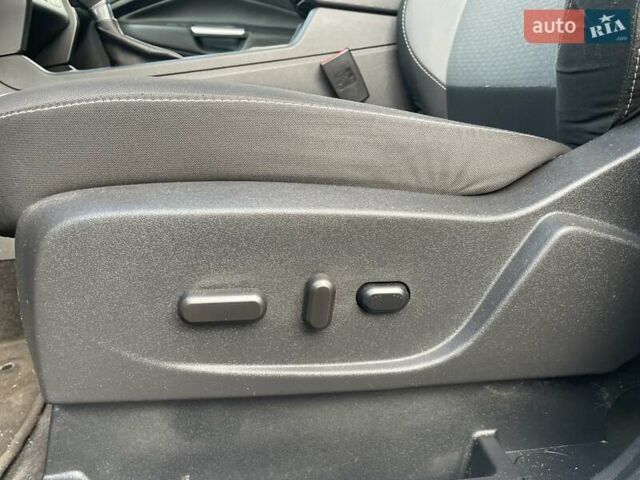 Бежевый Форд Эскейп, объемом двигателя 1.5 л и пробегом 235 тыс. км за 9350 $, фото 23 на Automoto.ua