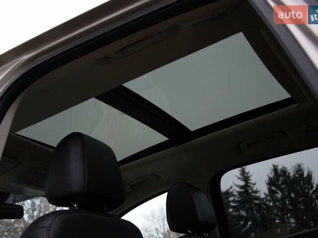 Бежевый Форд Эскейп, объемом двигателя 2 л и пробегом 141 тыс. км за 14900 $, фото 19 на Automoto.ua