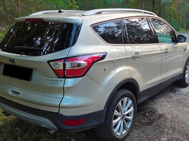 Бежевий Форд Ескейп, об'ємом двигуна 0 л та пробігом 72 тис. км за 9300 $, фото 3 на Automoto.ua