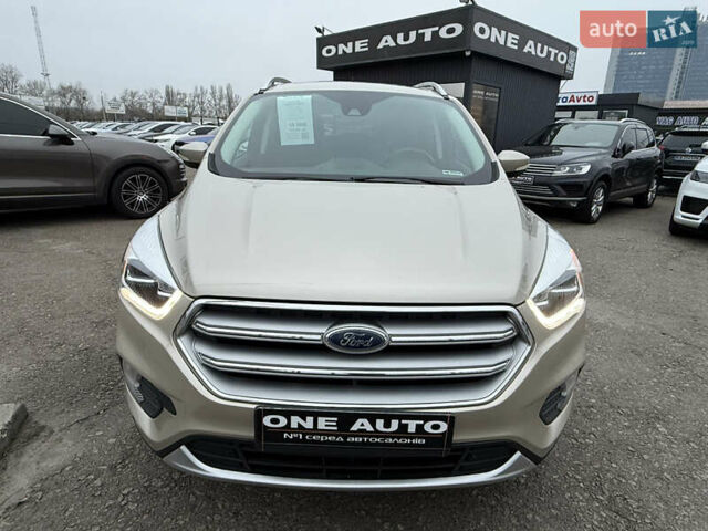Бежевый Форд Эскейп, объемом двигателя 2 л и пробегом 128 тыс. км за 15990 $, фото 8 на Automoto.ua