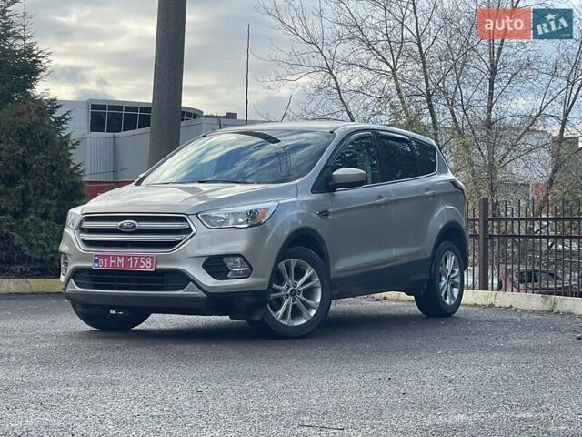 Бежевый Форд Эскейп, объемом двигателя 1.5 л и пробегом 235 тыс. км за 9350 $, фото 1 на Automoto.ua