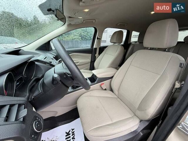Форд Эскейп 2017 в Луцке на Automoto.ua Бежевый Форд Эскейп, объемом двигателя 1.5 л и пробегом 139 тыс. км за 10500 $, фото 10 на Automoto.ua