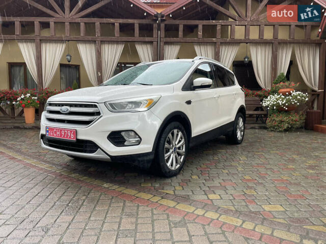 Бежевий Форд Ескейп, об'ємом двигуна 1.5 л та пробігом 227 тис. км за 13400 $, фото 3 на Automoto.ua