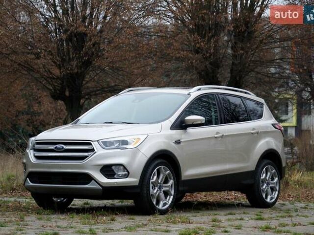 Бежевый Форд Эскейп, объемом двигателя 2 л и пробегом 141 тыс. км за 14900 $, фото 12 на Automoto.ua