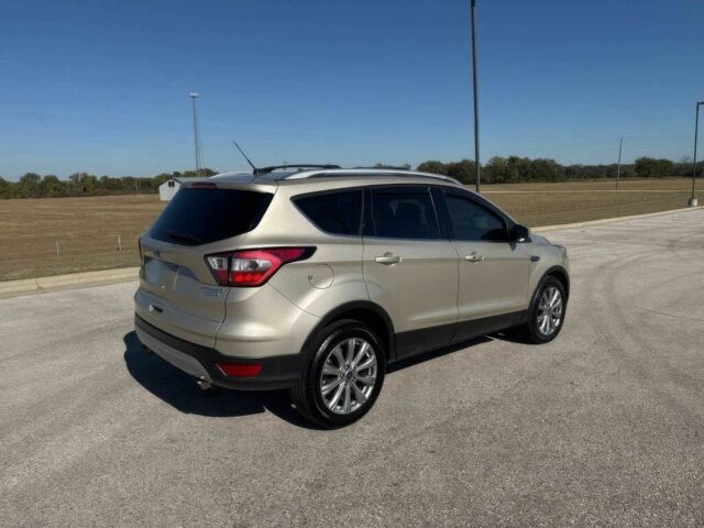 Бежевый Форд Эскейп, объемом двигателя 2 л и пробегом 62 тыс. км за 6700 $, фото 3 на Automoto.ua