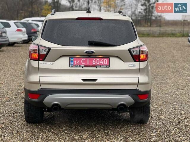Бежевый Форд Эскейп, объемом двигателя 1.5 л и пробегом 107 тыс. км за 13500 $, фото 4 на Automoto.ua