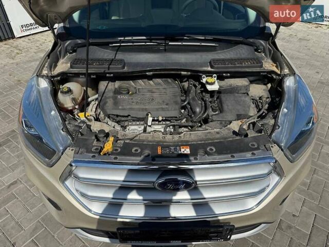 Бежевий Форд Ескейп, об'ємом двигуна 1.5 л та пробігом 158 тис. км за 10800 $, фото 11 на Automoto.ua