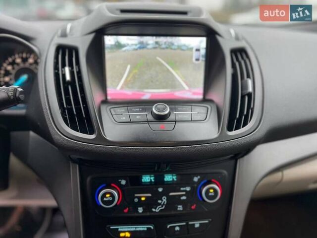 Бежевый Форд Эскейп, объемом двигателя 1.5 л и пробегом 107 тыс. км за 13500 $, фото 19 на Automoto.ua