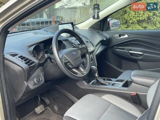 Бежевый Форд Эскейп, объемом двигателя 1.5 л и пробегом 235 тыс. км за 9350 $, фото 27 на Automoto.ua