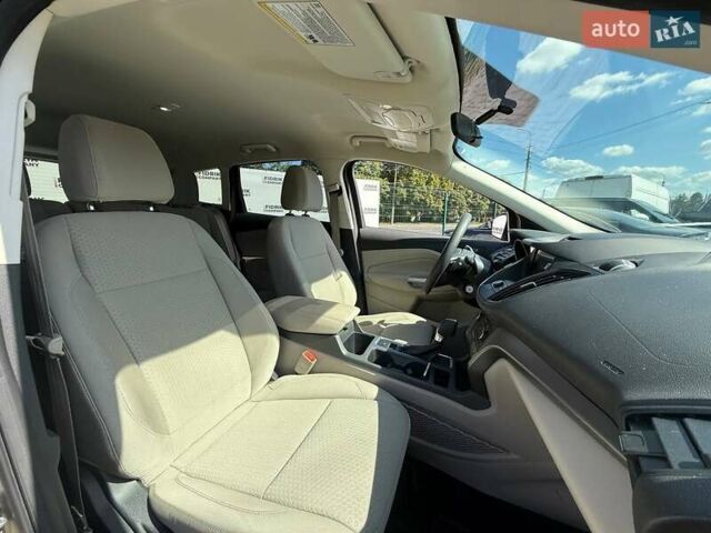 Бежевий Форд Ескейп, об'ємом двигуна 1.5 л та пробігом 158 тис. км за 10800 $, фото 13 на Automoto.ua